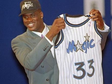 奧尼爾為什么能打nba（“大鯊魚”奧尼爾-為什么是史上最強中鋒，卻算不上最偉大？）