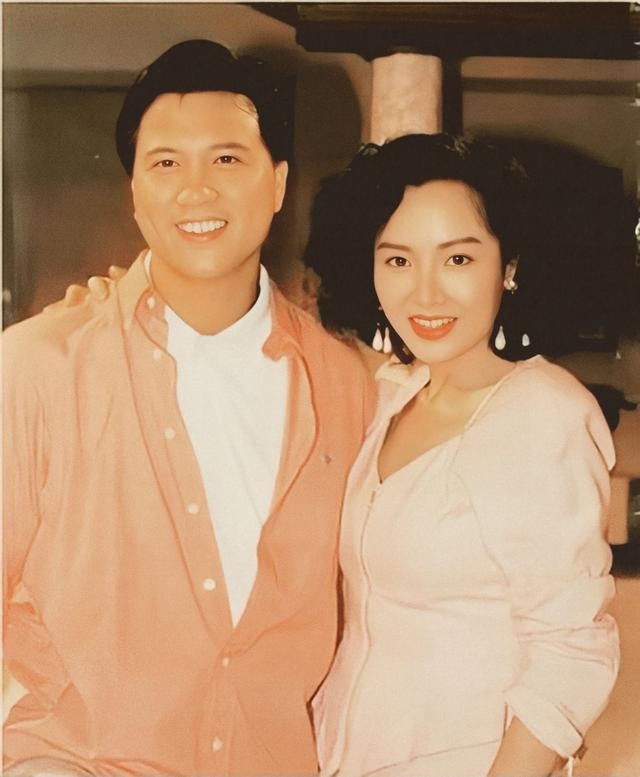 恬妞：有两段刻骨铭心的爱，今64岁仍然单身，35岁女儿成她烦恼