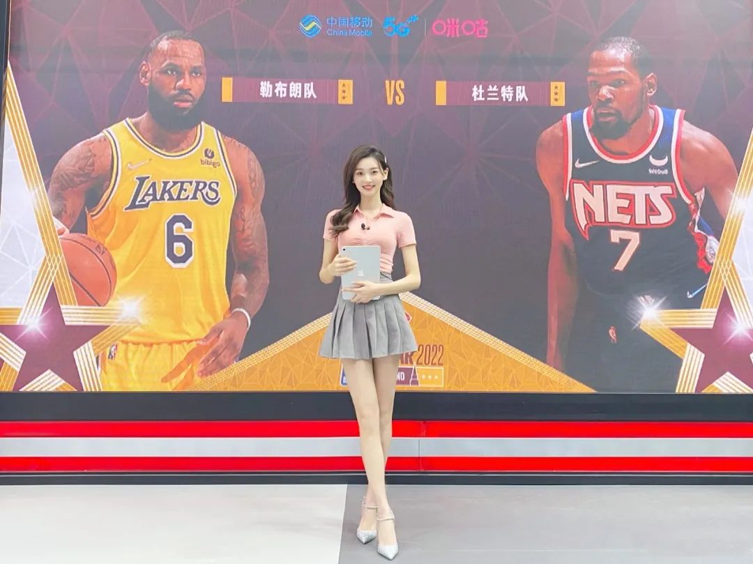 篮球主播图片大全高清视频(网传导演当场掀裙的主持人，原来是NBA最美女主播，果然仙里仙气)