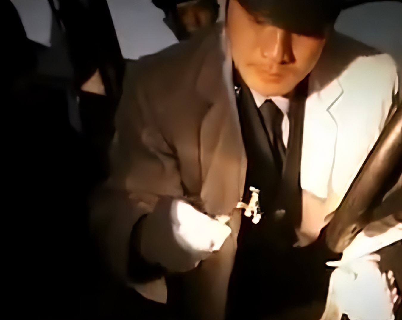 2005年，河南22岁护士被40岁医生侵犯，后来伙同高中男友将其杀害