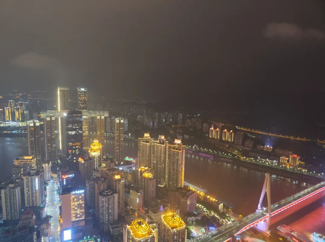 努比亚Z40S Pro测评：一款直屏爱好者应该关注的旗舰