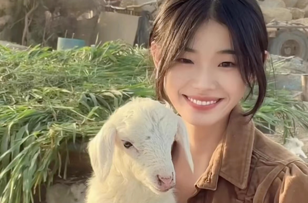 娜拉走后怎樣（19歲當媽，該罵的不是她）