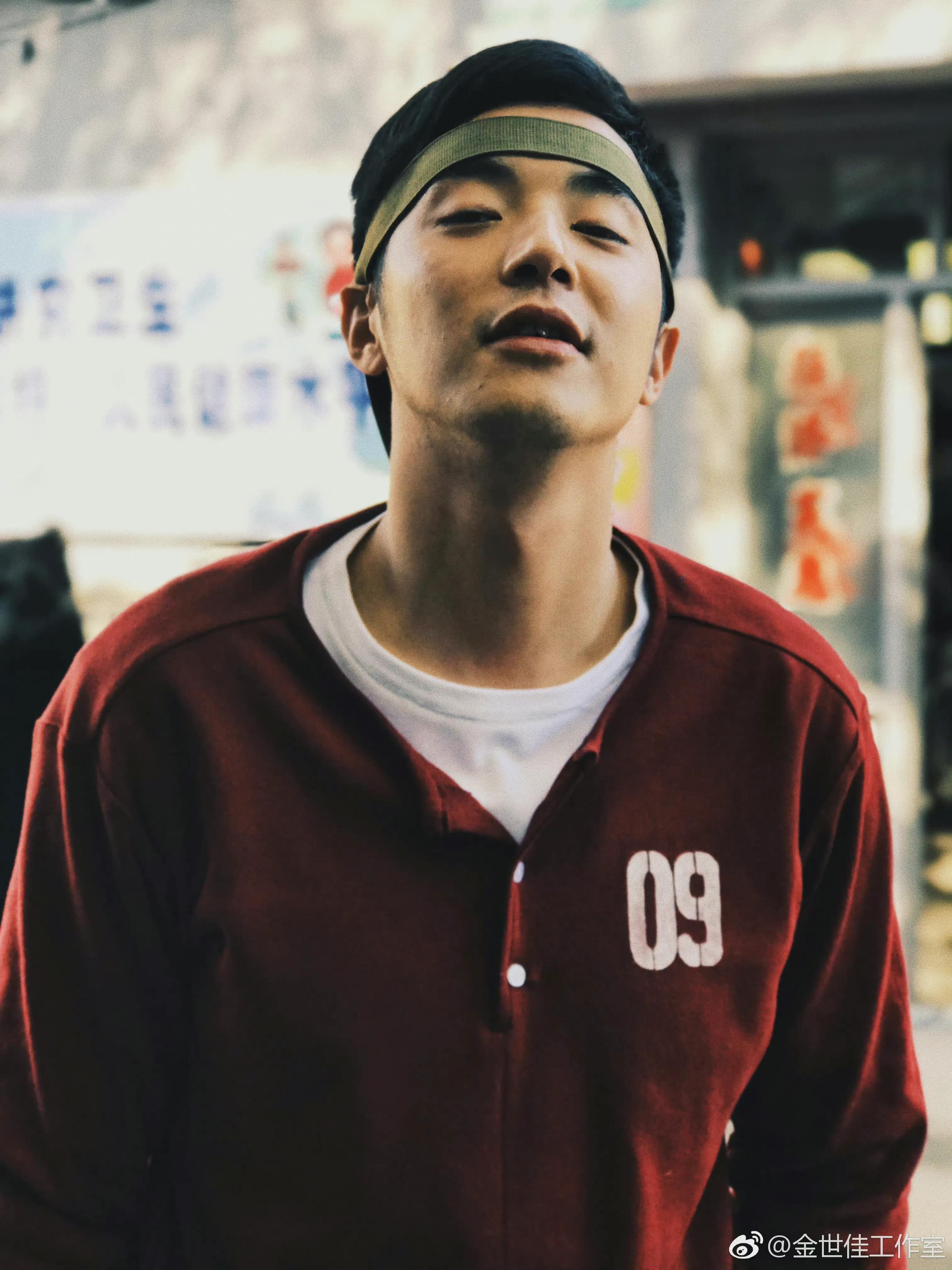 一部《猎罪图鉴》让金世佳再次备受关注，这些年他经历了什么