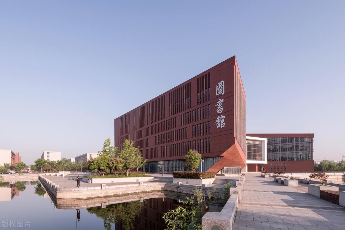 南京林业大学 张雪峰解析南京林业大学 - 骁龙信息网