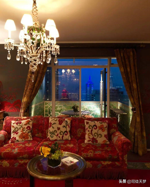 被盗失火，港星的豪宅比他们的花边还好看