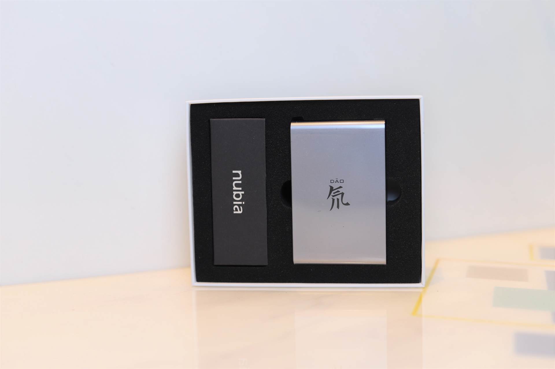 努比亚120W充电器深度体验：或许这就是充电器中的性能怪兽吧