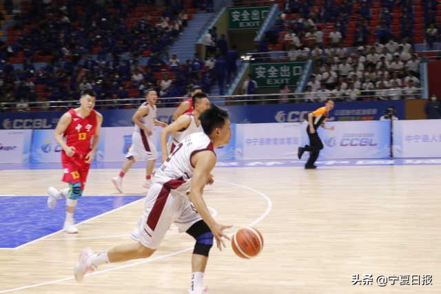 中国城市篮球联赛宁夏选拔赛激战正酣