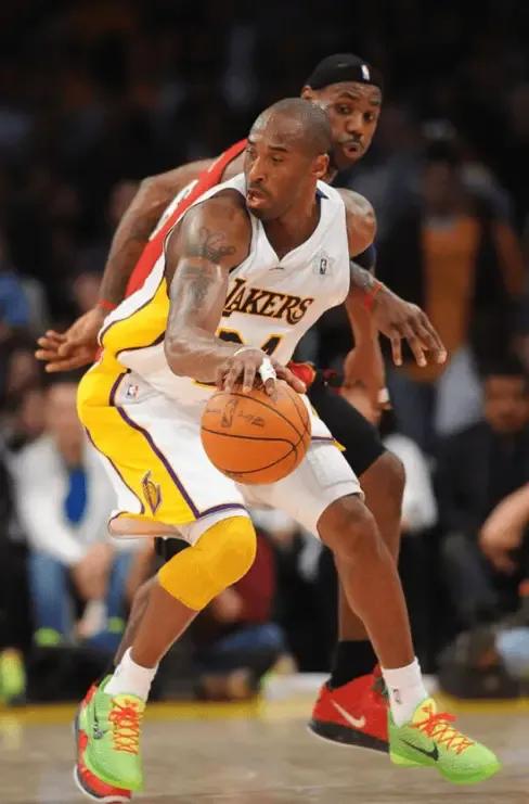 nba经典比赛回顾高清（回顾NBA十大经典圣诞大战）