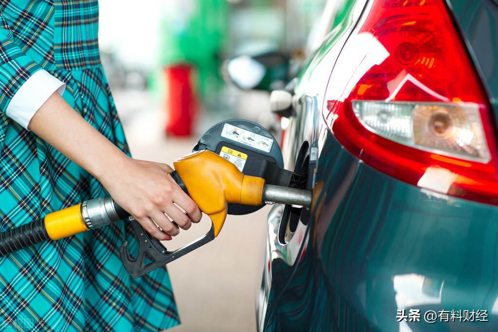 国内油价或将大幅下调！全国调价后，3月27日柴油、汽油限价信息