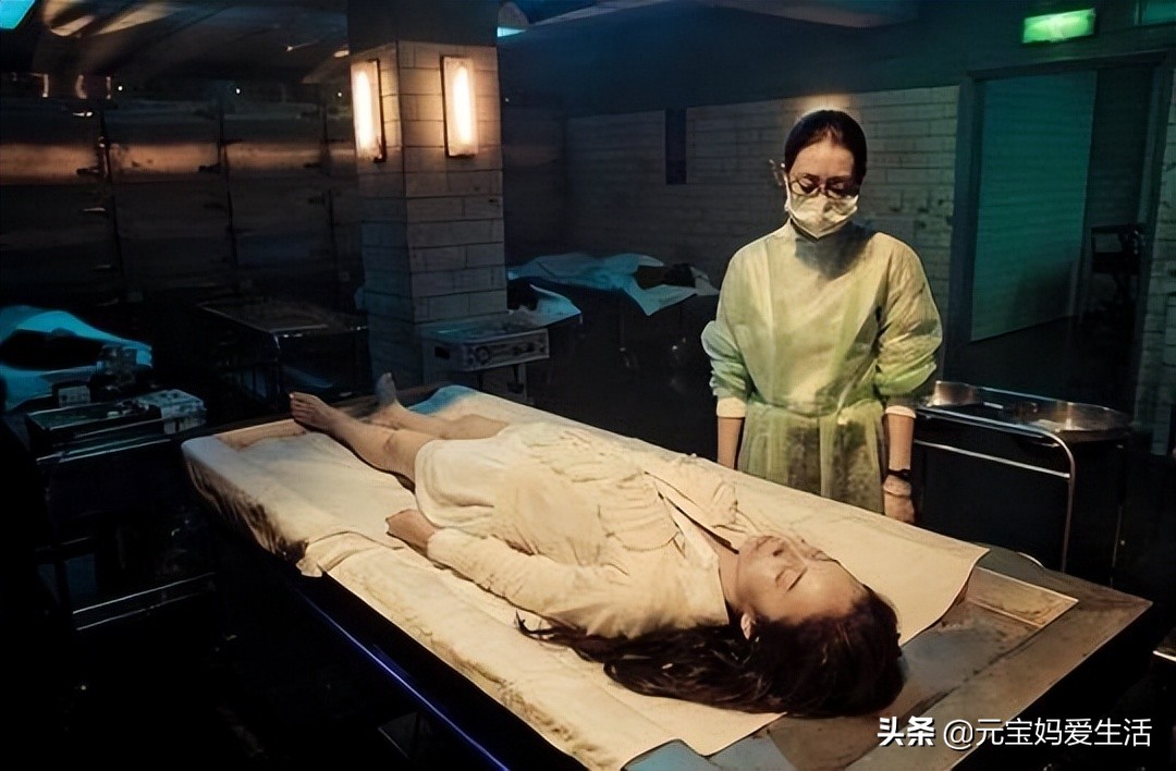 看见死去的人会怎样(入殓师为逝者整理遗容时，家属可以在一旁观看吗？为什么？)