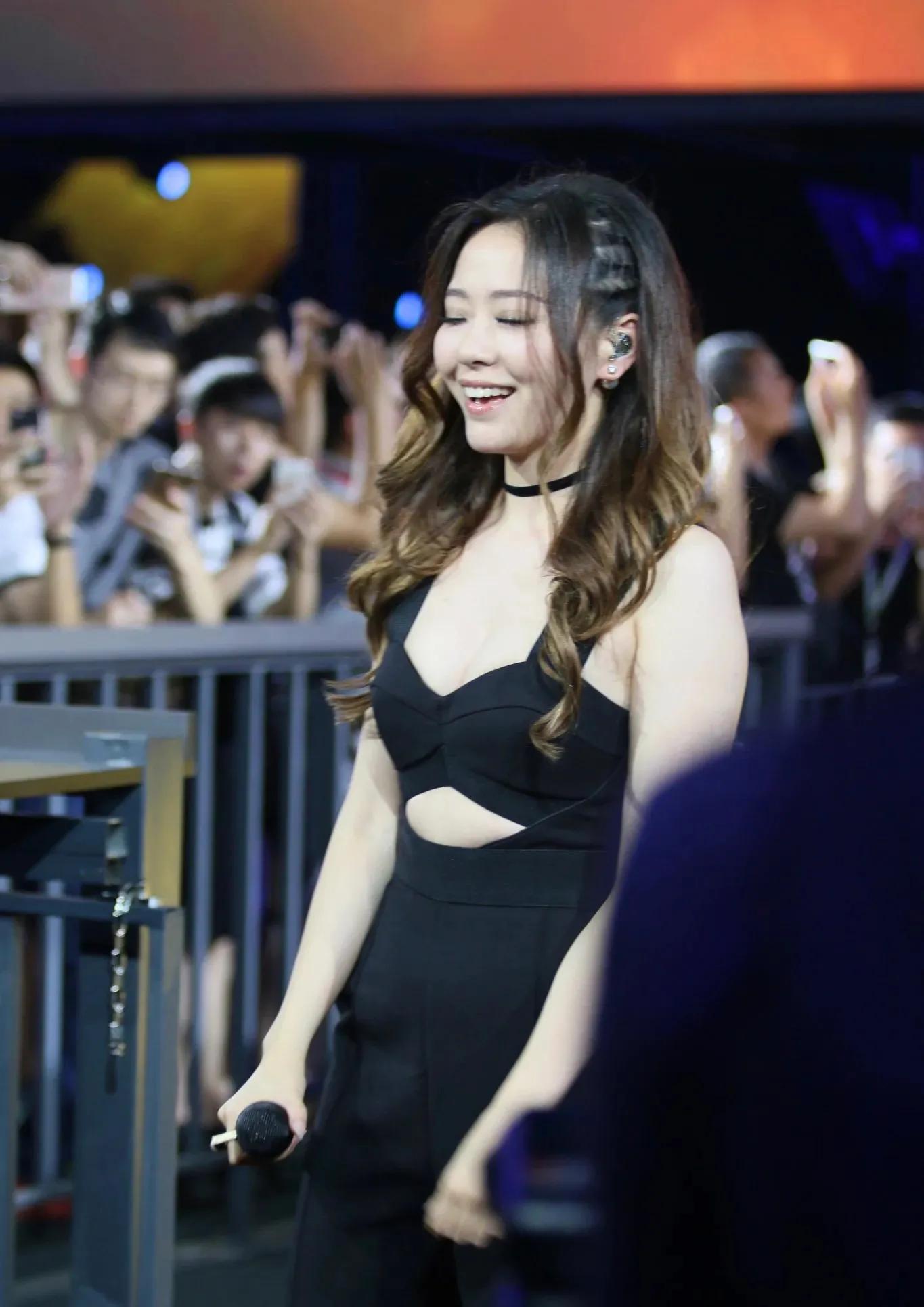 谁能拒绝去现场感受张靓颖的音乐魅力