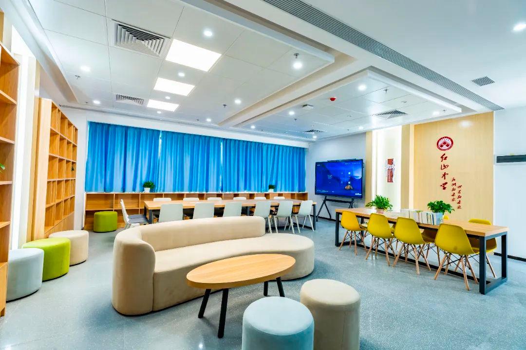 深圳市紅山中學(xué):創(chuàng)造璀璨新星 筑夢(mèng)希望未來(圖21) 深圳市紅山中學(xué):創(chuàng)造璀璨新星 筑夢(mèng)希望未來(圖21)