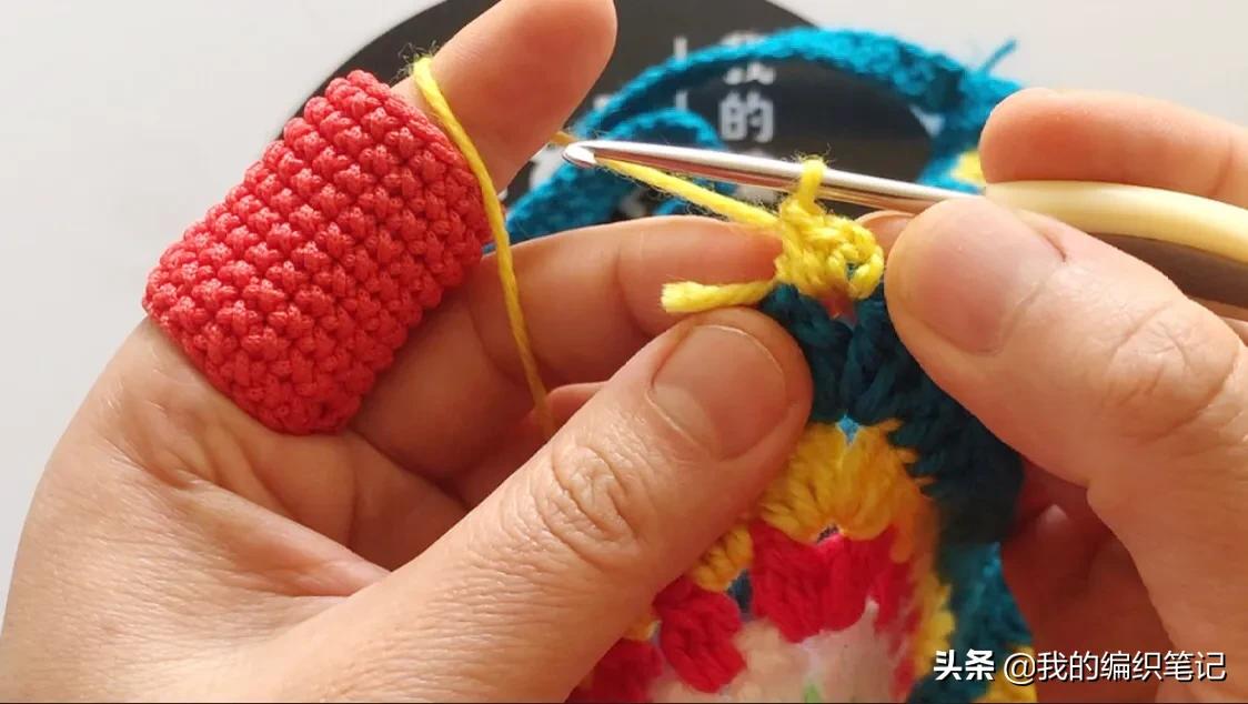 毛线钩针编织祖母方格拼接挎包，手工包包DIY制作教程