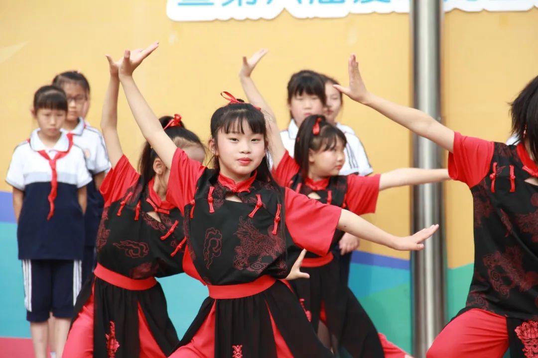 品味端午佳节 弘扬传统文化｜记九江小学四年级二班国旗下表演
