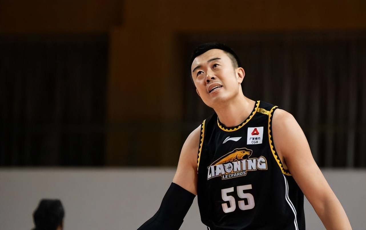 辽宁男篮球员名单（辽篮第三阶段12人名单清晰！核心回归 杨鸣冲击卫冕底气足）