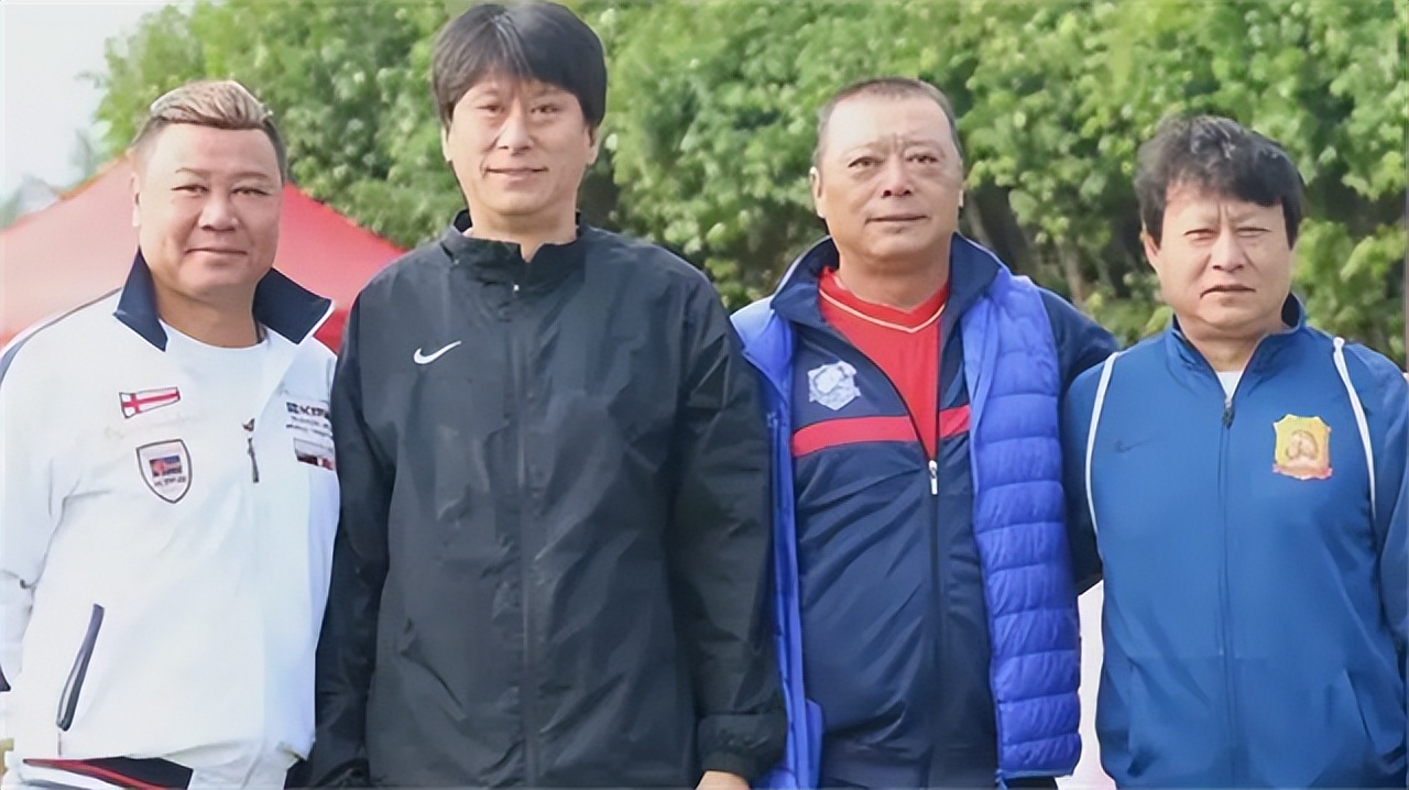 利用录像分析了中国弱点(国足董礼强近况:缔造"黑色三分钟"遭痛骂,今