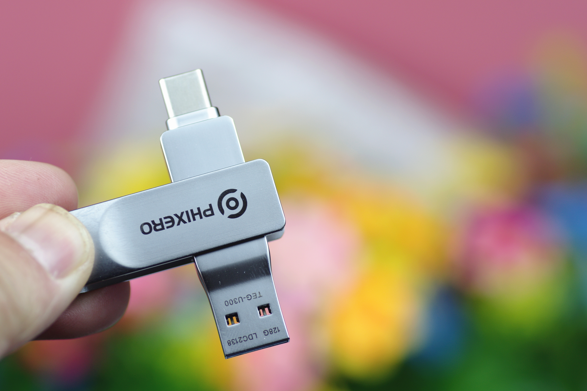 双接口设计，手机电脑都可以用，斐数（PHIXERO）U300体验