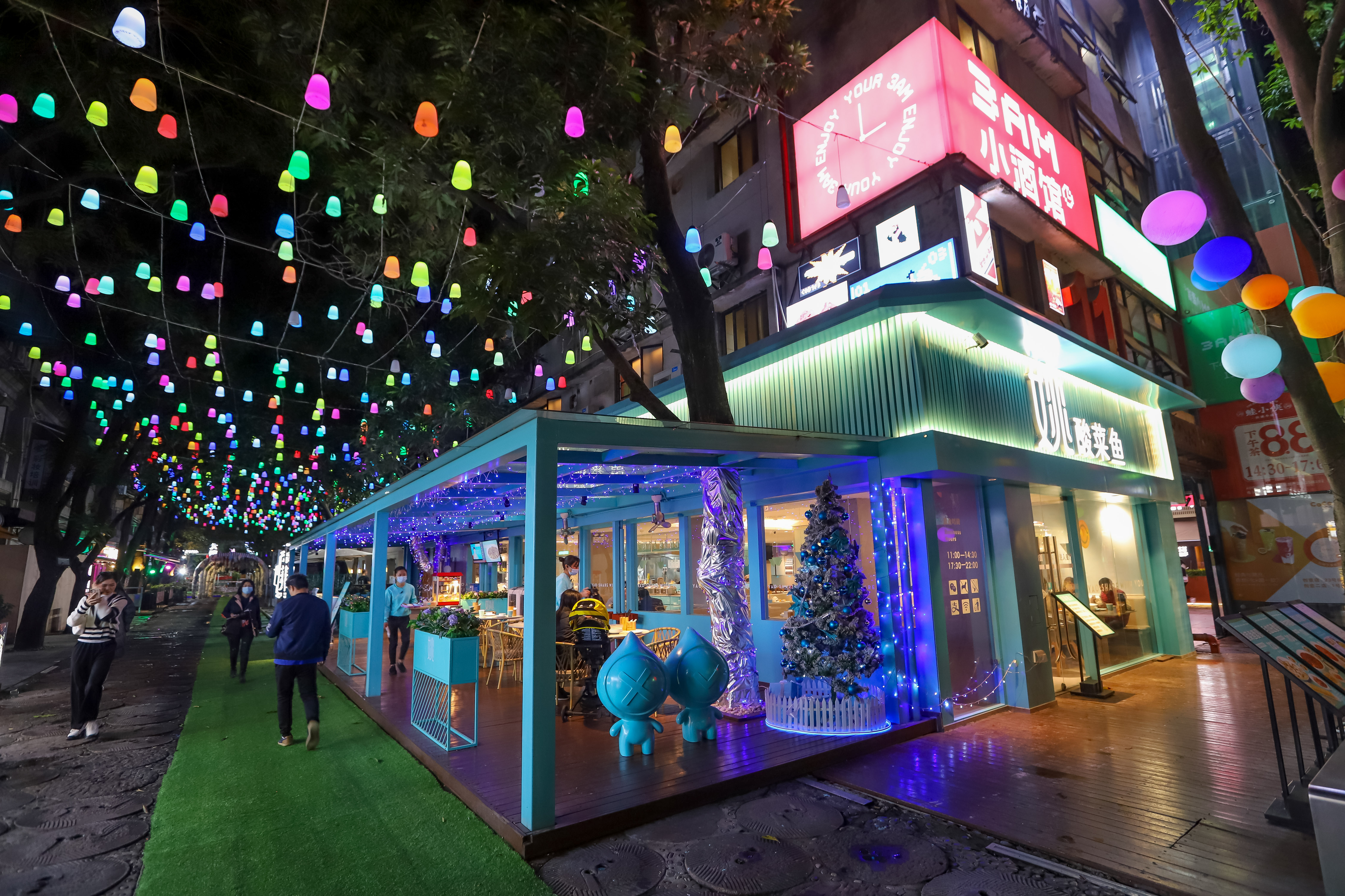 乐玩君今天就给大家推荐佛山创意产业园,它是由十二家旧工厂改造而成