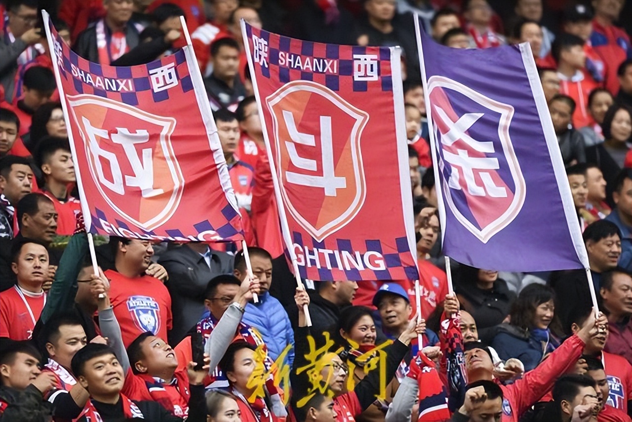 杨贺为什么不去中超（告别长安竞技，加盟南京城市，“朱雀王子”杨贺要离开了圣朱雀了）-趣拿体育