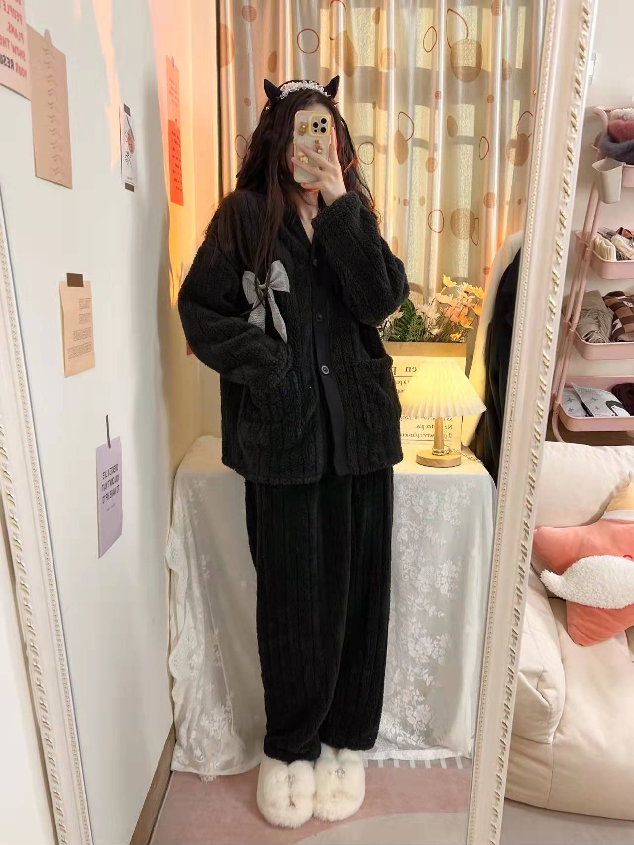 「蝴蝶結」超厚實軟糯的珊瑚絨睡衣