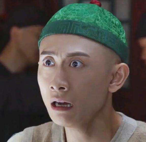 正剧耍帅、喜剧抽搐，连表情都管不住，他们怎么混成的当红明星？