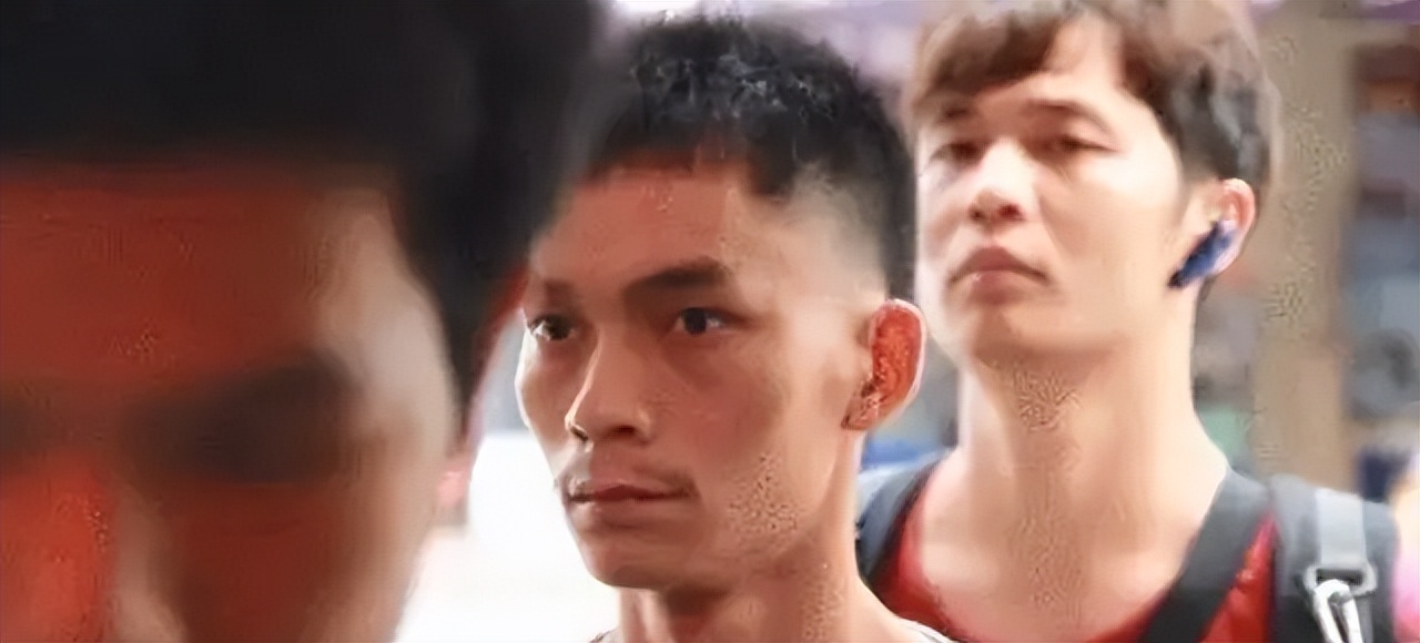 13次高考只为圆梦清华，33岁的高考“钉子户”唐尚珺：没有后悔路