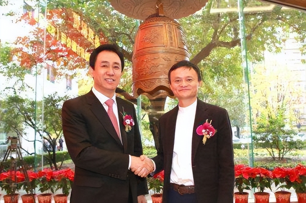 马云王健林(马云王健林十年对到期,到底谁赢谁输?