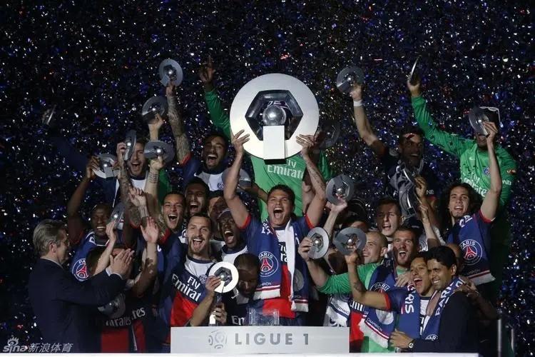 关于足球的小说（世界杯开启，推荐七本足球竞技的经典小说，喜欢足球的不要错过）-趣拿体育