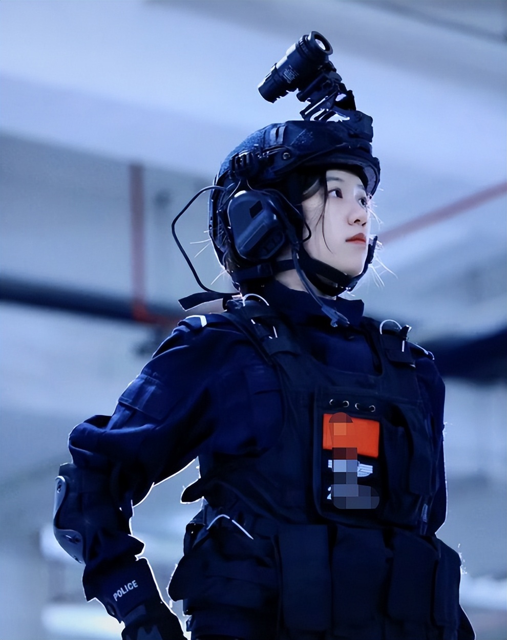 纯真萌妹竟是公安校花，才貌双全又美又飒，简直是行走的招生简章