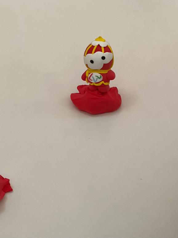 塑“雪容融”迎“冬残奥”