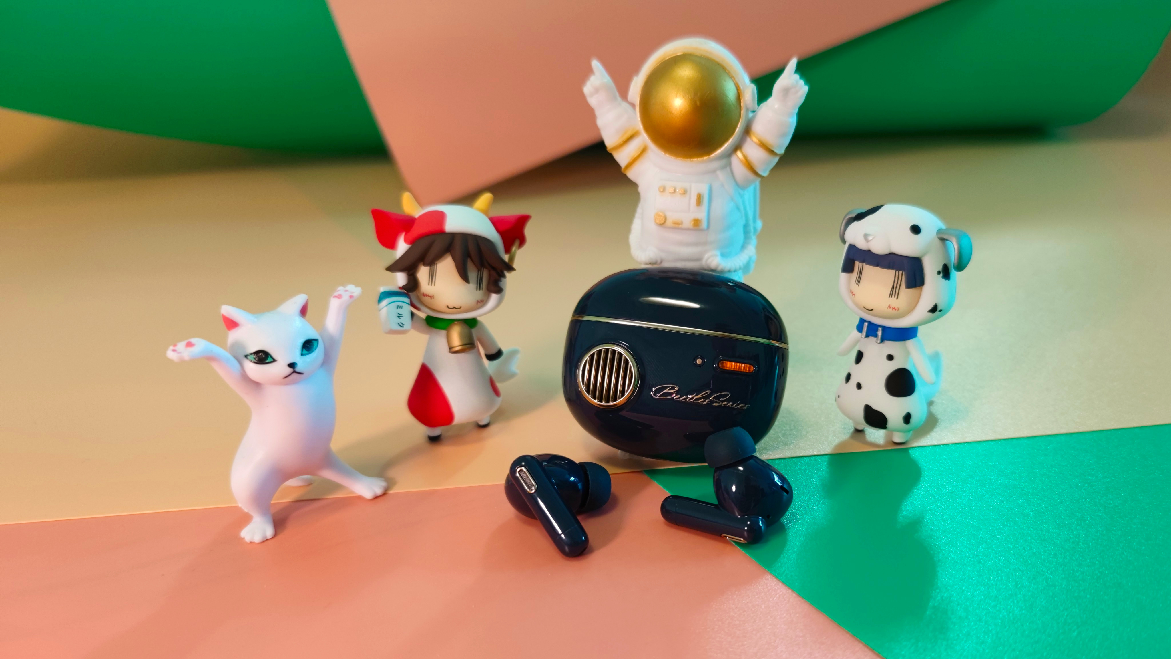 老婆生日礼物送什么？送她漫步者Retro Pro降噪耳机