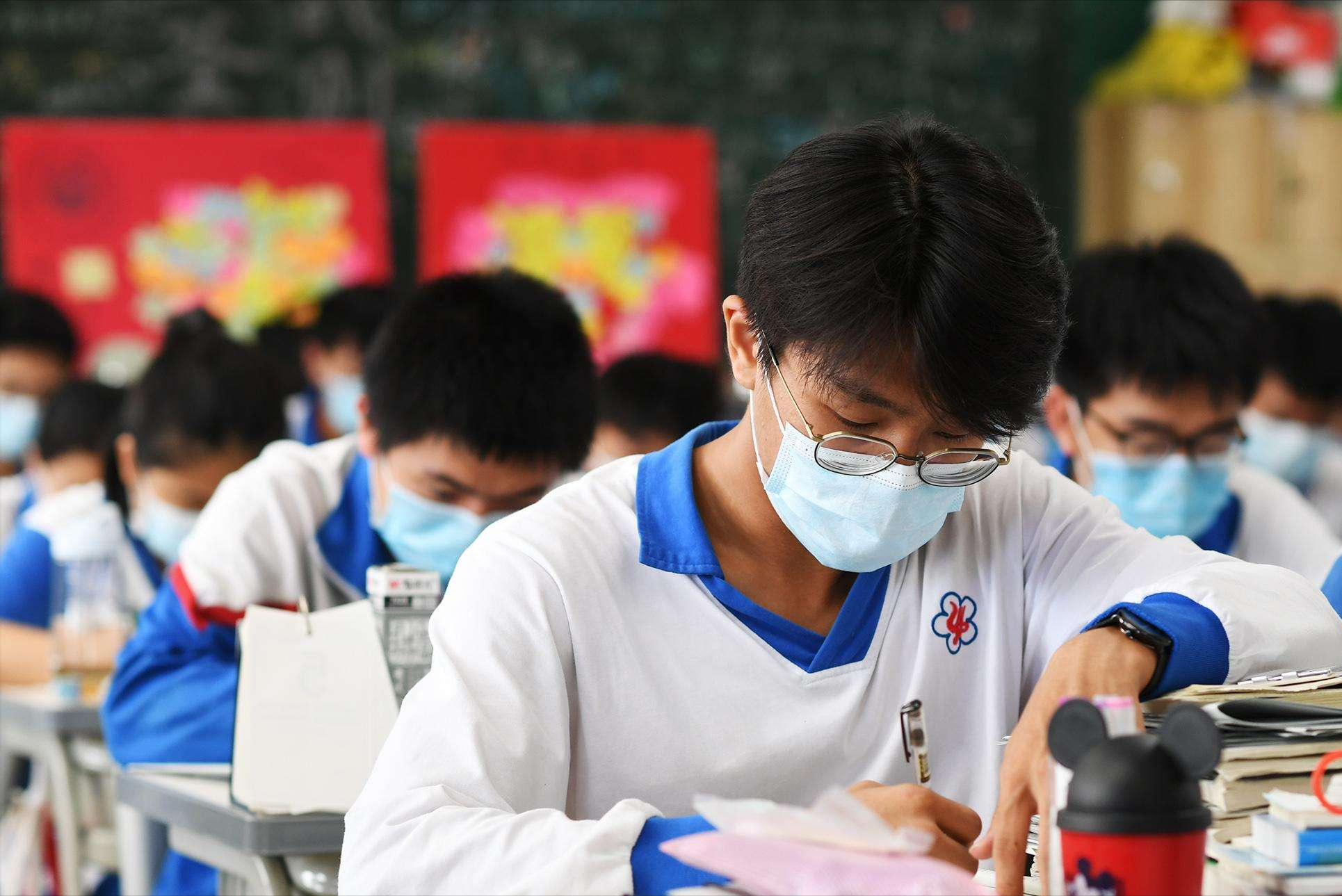 上海高考模式有多特殊？一年两次高考，英语成绩可以两次取最高