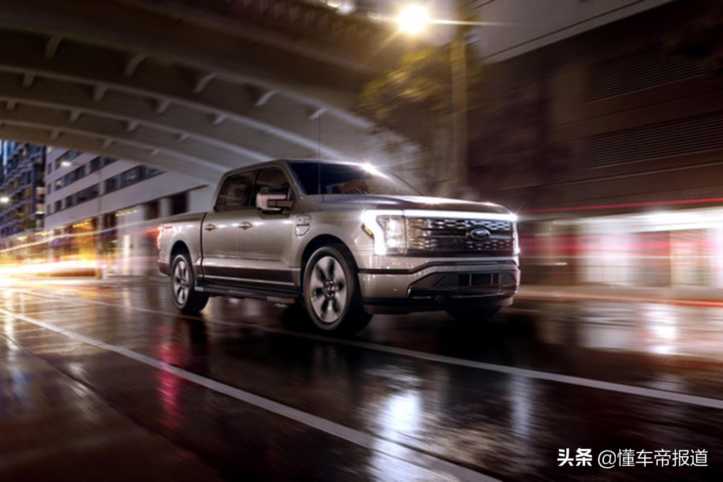新车 |对标特斯拉Cybertruck，福特F-150电动版增“移动电源”功能