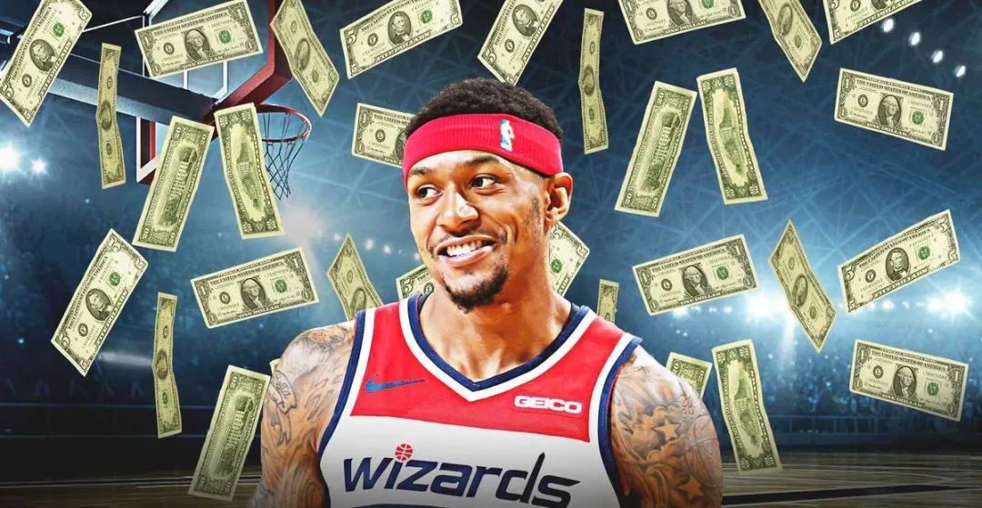 nba塔克为什么有钱(5年超2.5亿！NBA历史第一人！大哥比哈登贵1个塔克)