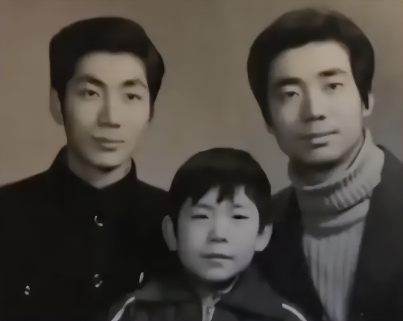 冯小刚遭人陷害，蔡国庆立过3次三等功，军旅男星为何如此优秀？