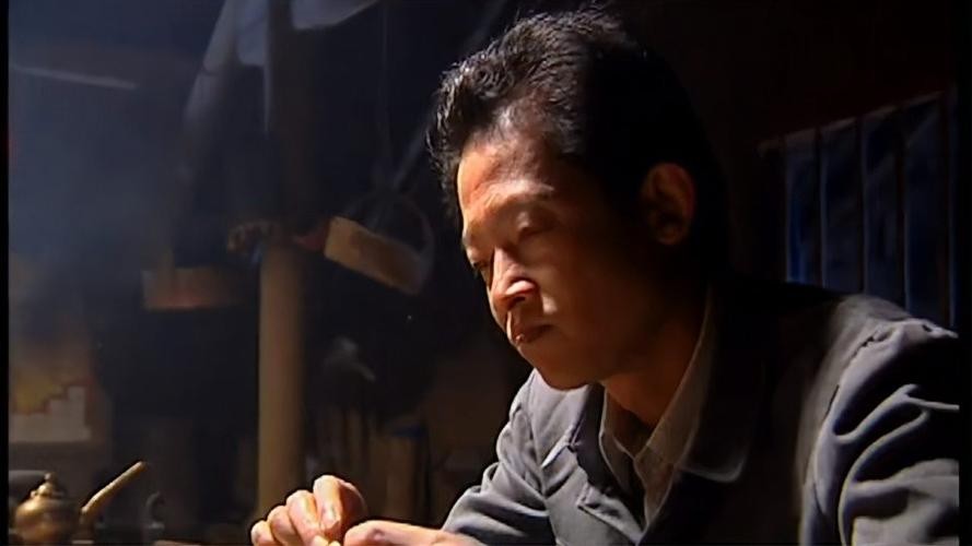 同样是演“黑老大”，把王志文和孙红雷放在一起，差距就出来了