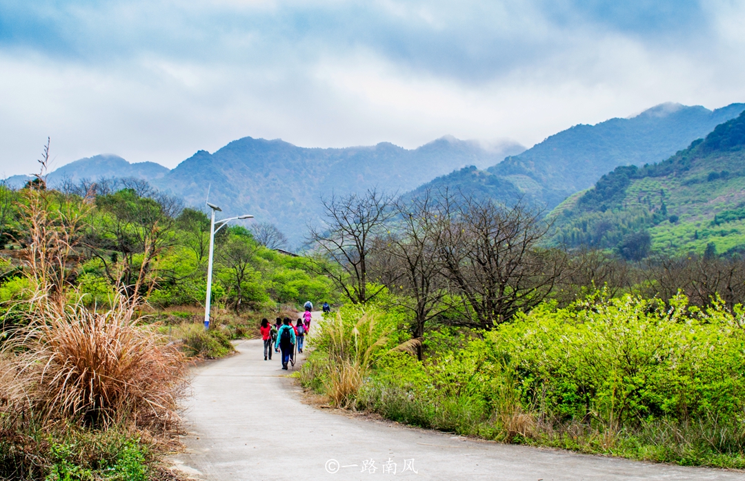 桂峰山在哪（被誉为后花园的广州郊区桂峰山）