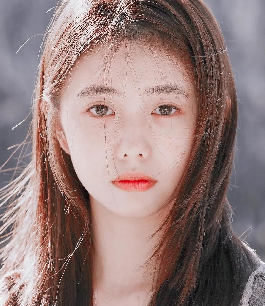 贾静雯勾魂眼,白冰杏眼,刘亦菲丹凤眼,陈红桃花眼到底谁最美?