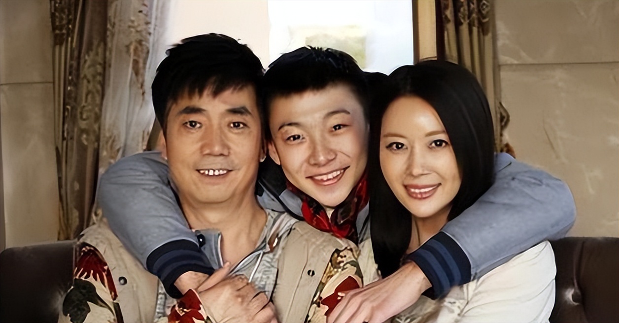 《炊事班的故事》20年后再回首:每个人都有故事,笑着笑着就哭了