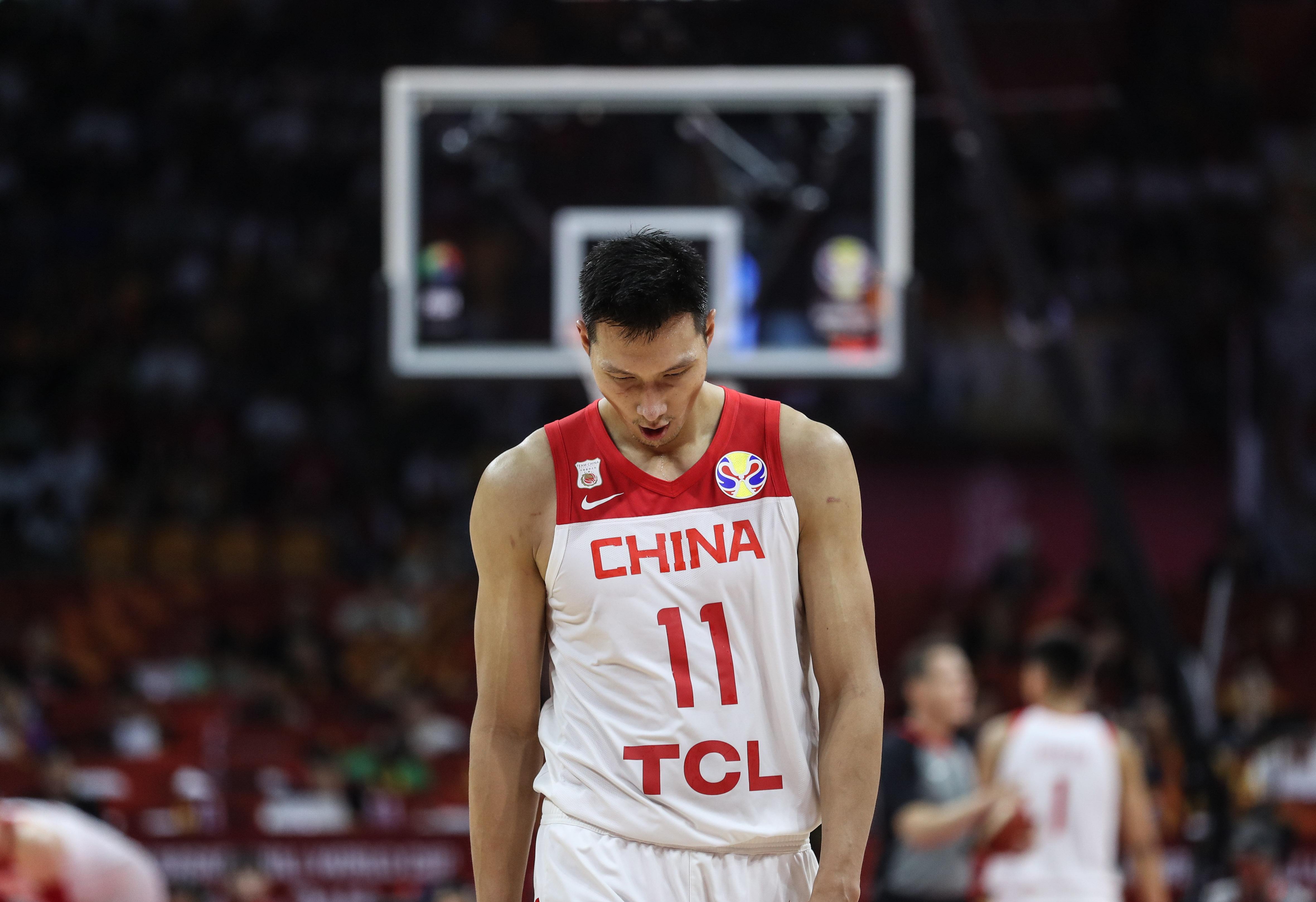 nba二三号位摇摆人有哪些（胡闹？将近一半竟然都是后卫！杜锋将带来一支颠覆传统的国家队？）