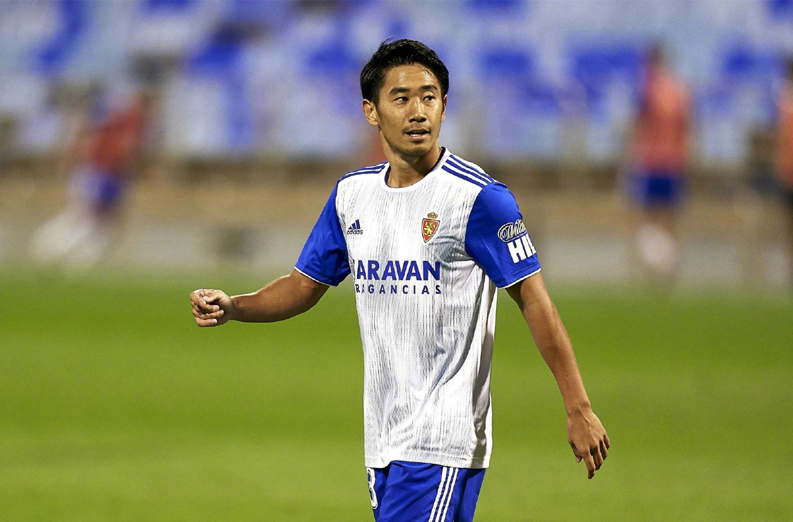 香川真司迎来33岁生日(陨落的亚洲天王!32岁没球踢濒临退役,曾是德甲