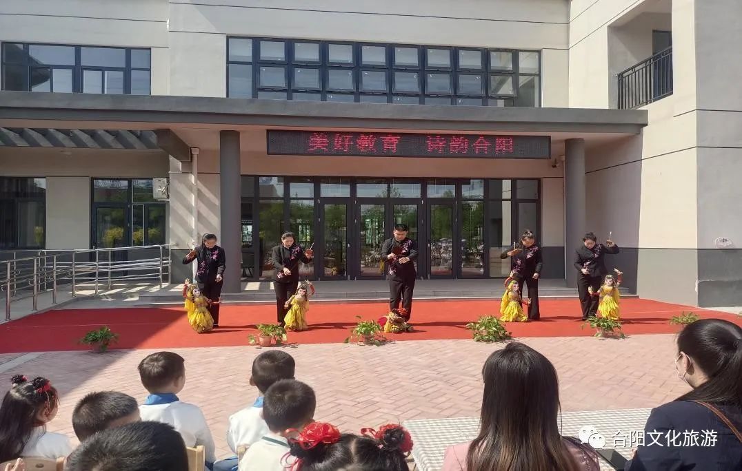 傳統(tǒng)文化 浸潤童心 提線木偶走進縣恒大幼兒園