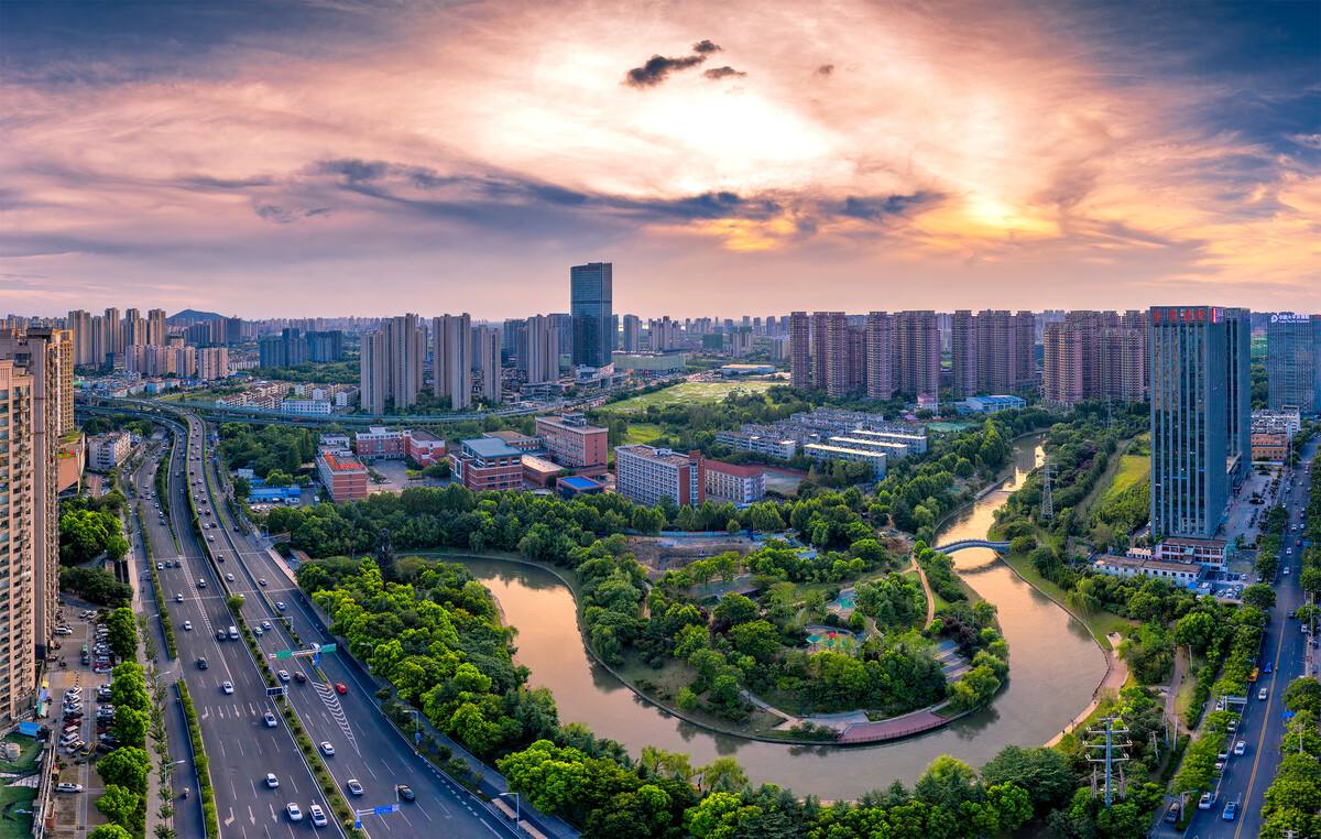 合肥新富豪林巨广：大学老师积极创业，如今身家63亿