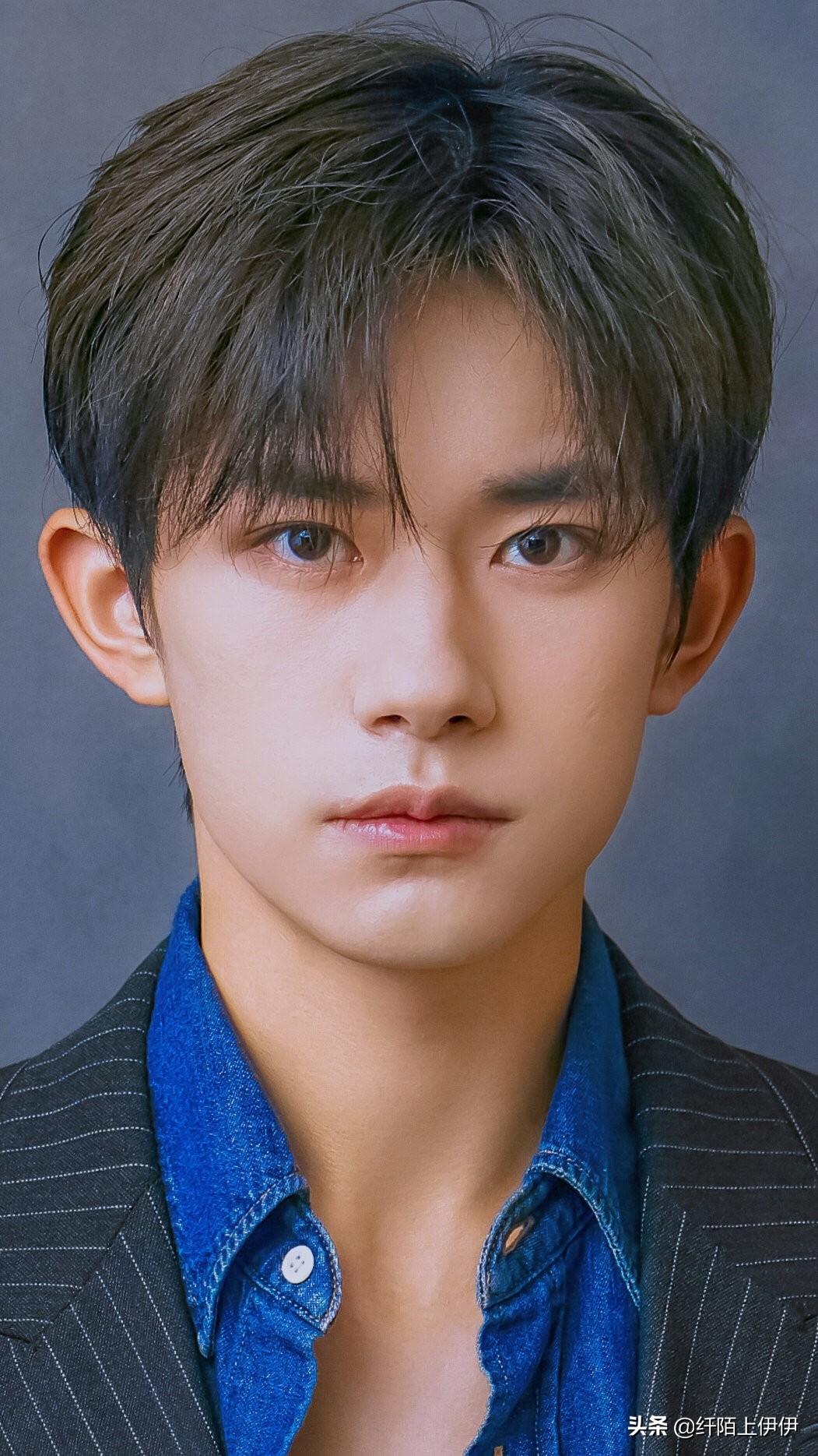 小镇做题家招谁惹谁了竟被官媒嘲讽？