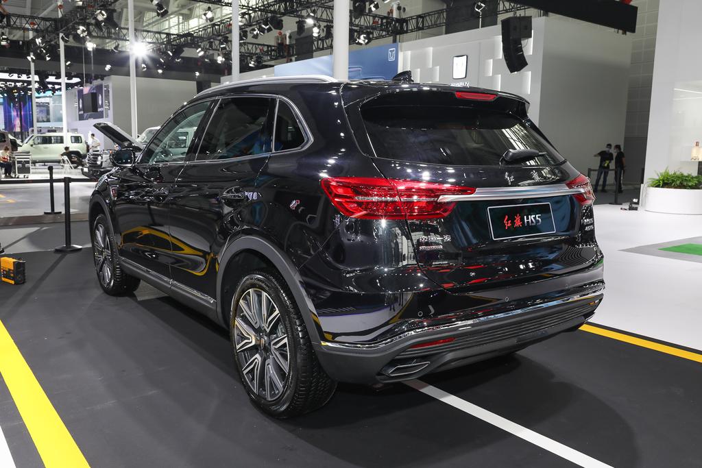 2022款红旗HS5乐购版上市，新增2款车型，起售价19.68万元