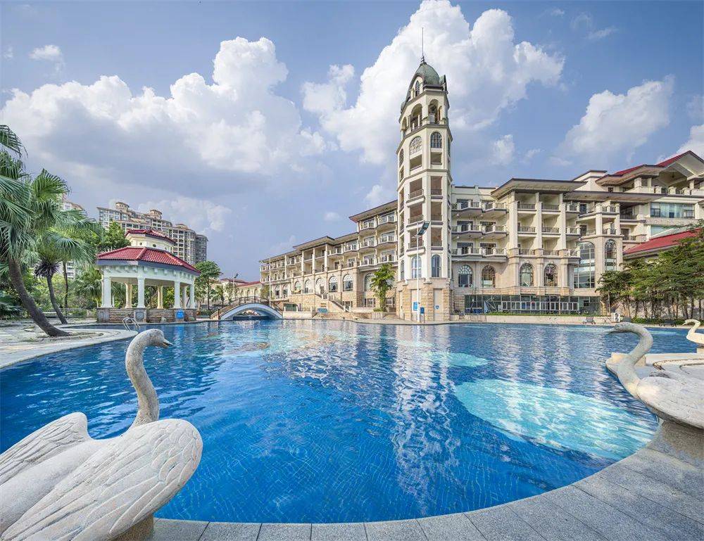 广佛周边又一五星酒店放大招，壕吃海鲜，超大泳池，关键是便宜