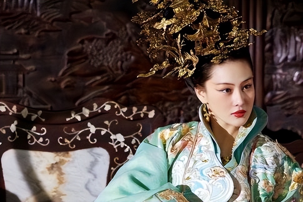 张馨予黑历史背景