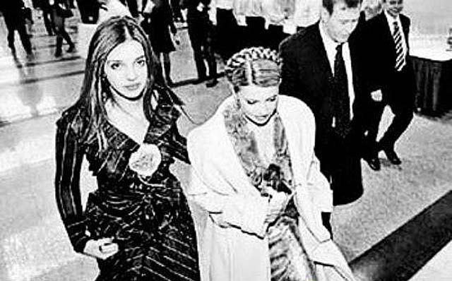 2011年季莫申科被曝牢房内与律师有染，乌监狱系统高官：视频真实