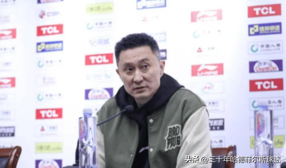 胡明軒為什么還可以打cba（這才是中國(guó)男籃重用胡明軒的原因，原來(lái)是這幾件事造成的）