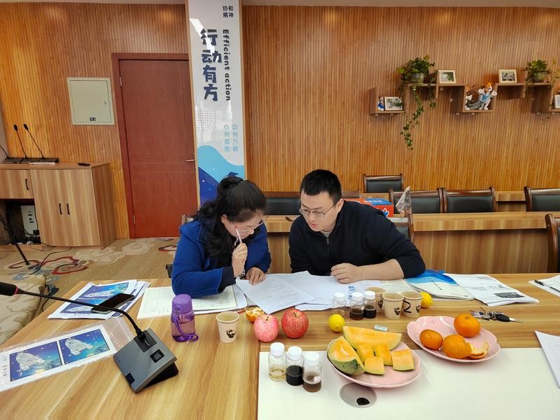 理论加实践 科学定方向——双流区协和实验小学科学学科教研活动